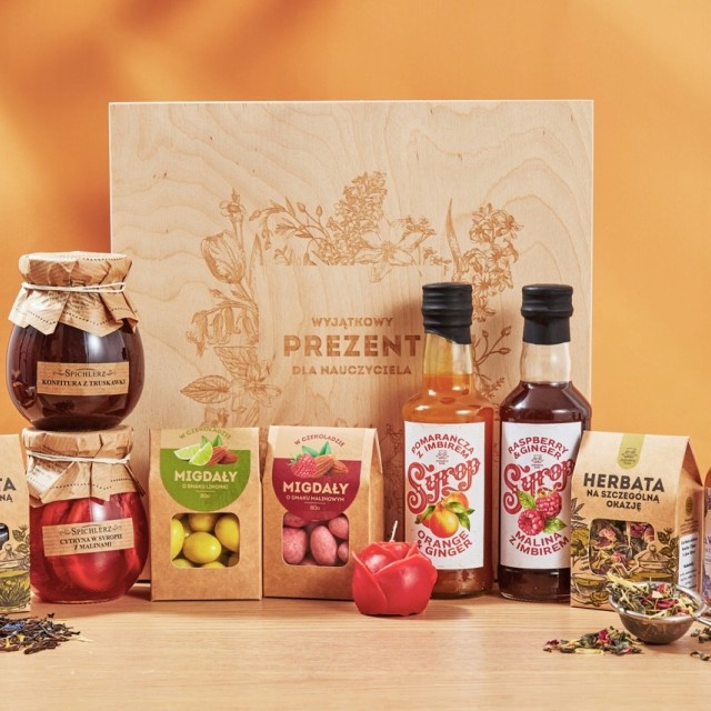 PREMIUM dla nauczyciela skrzynka ZESTAW PREZENTOWY bakalie świeca herbaty
