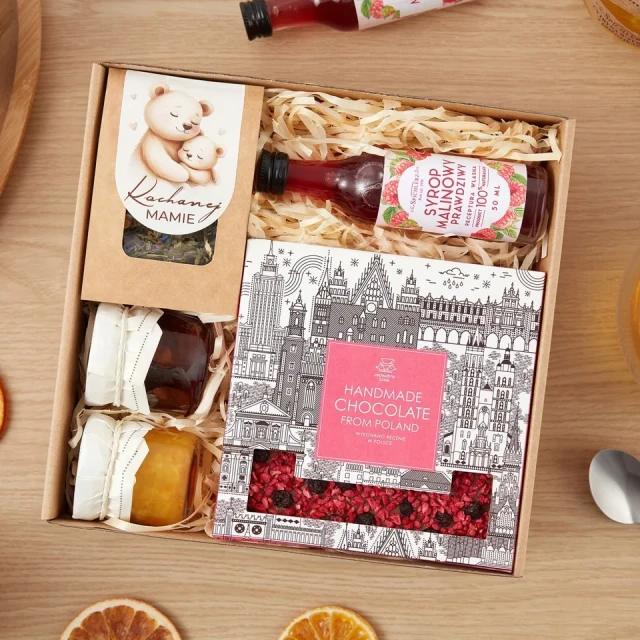 Zestaw na dzień mamy duża CZEKOLADA konfitury HERBATKA box miś syrop malina